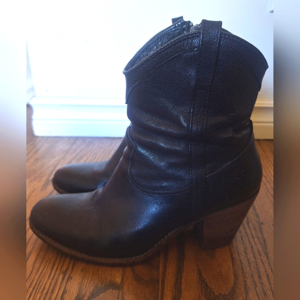 Frye Reed Booties - Womens - Picture 3 of 5